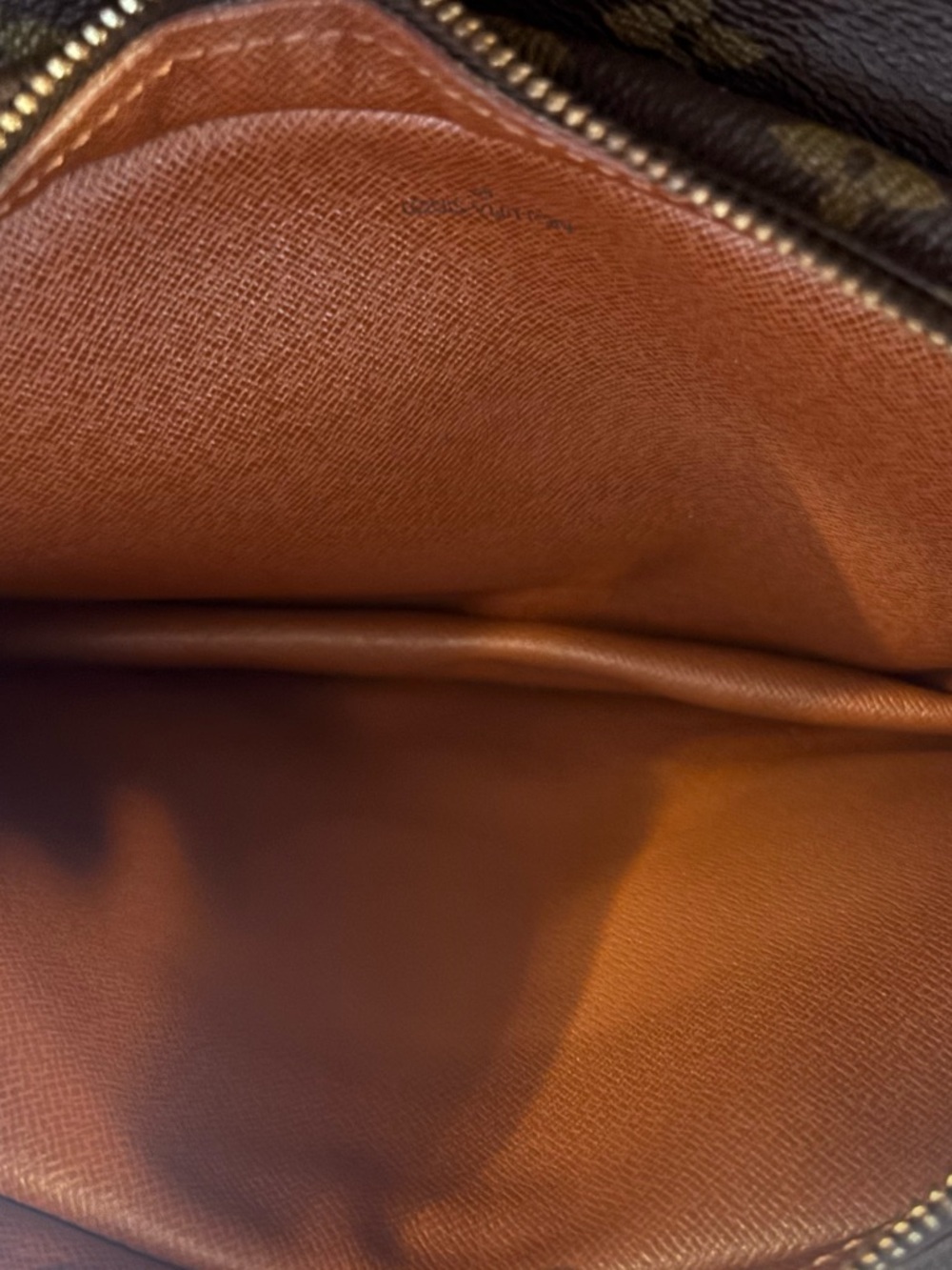 Louis Vuitton Vintage Crossbody w/COA - Picture 9 of 16
